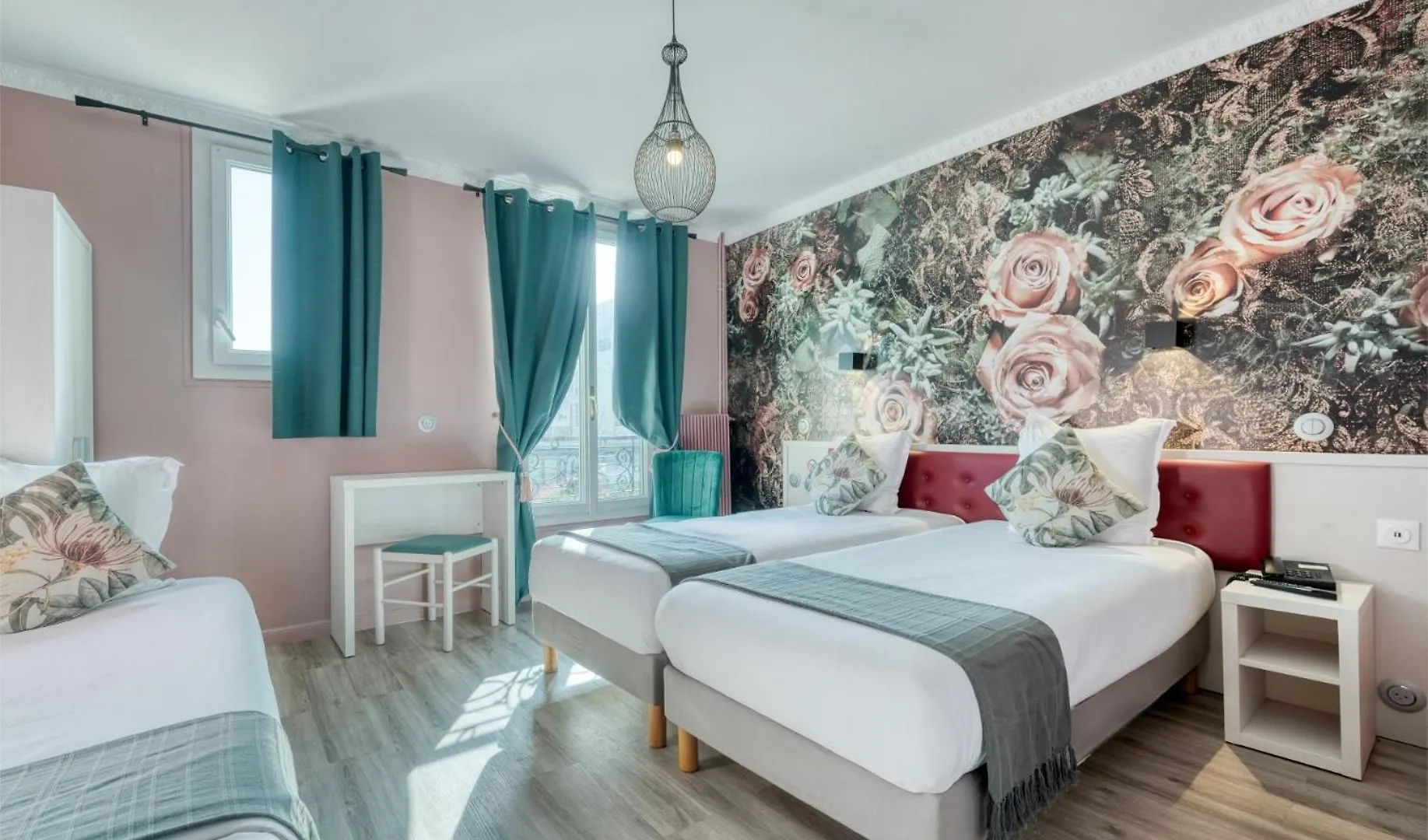 ***  Hotel Belfort Paris Frankreich