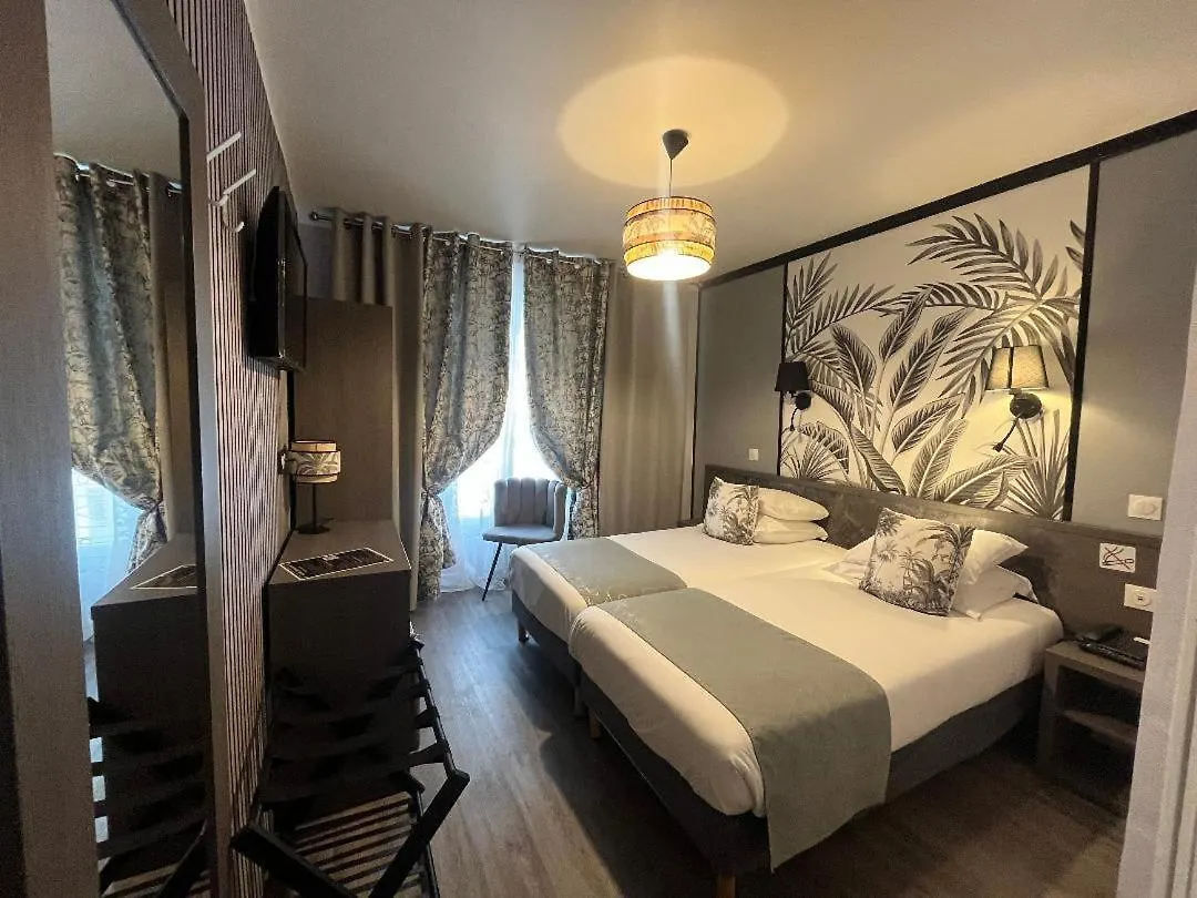 Hotel De Belfort Paris 3*,  France