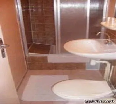 Hotel De Belfort Paris 3*,
