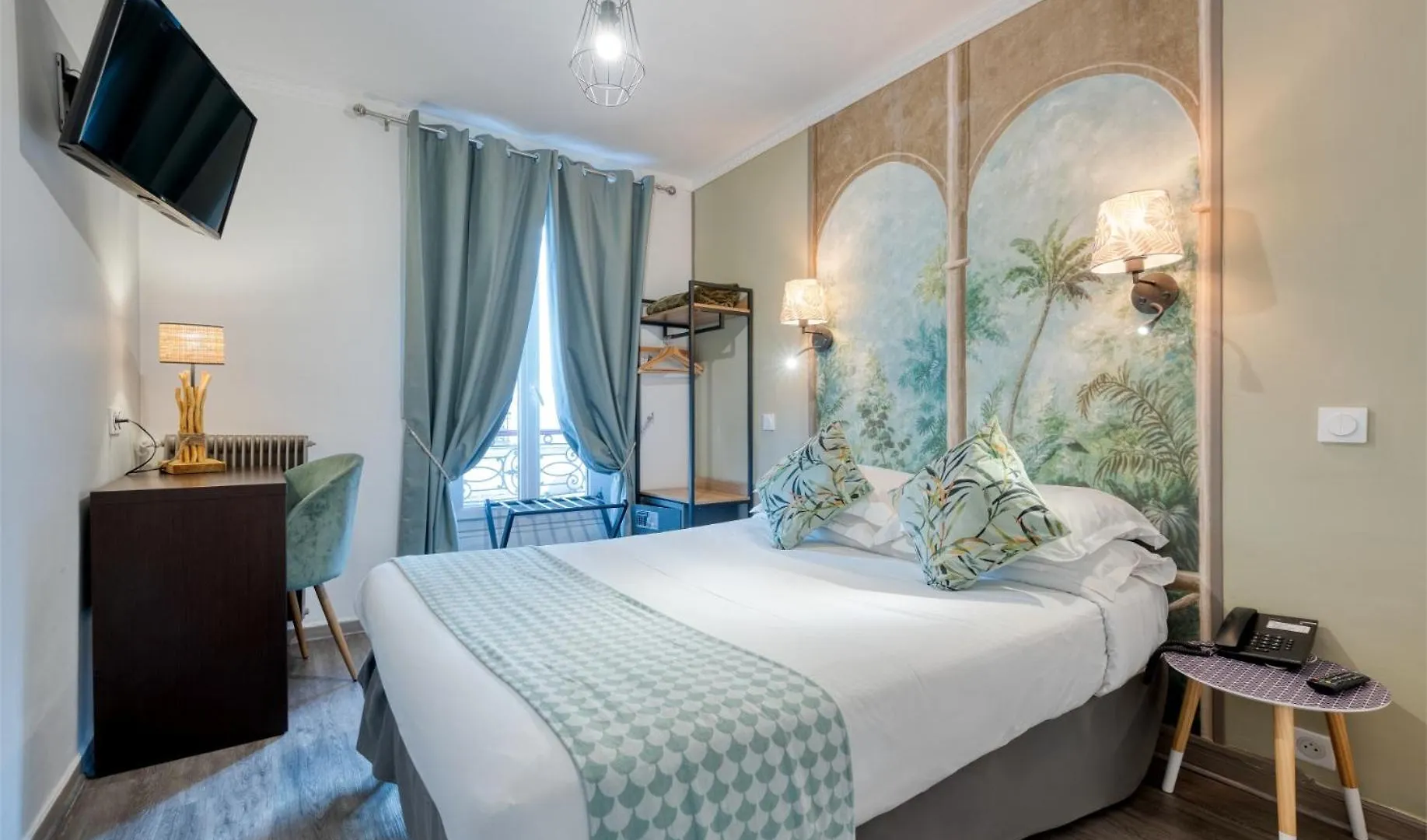 Hotel De Belfort Paris