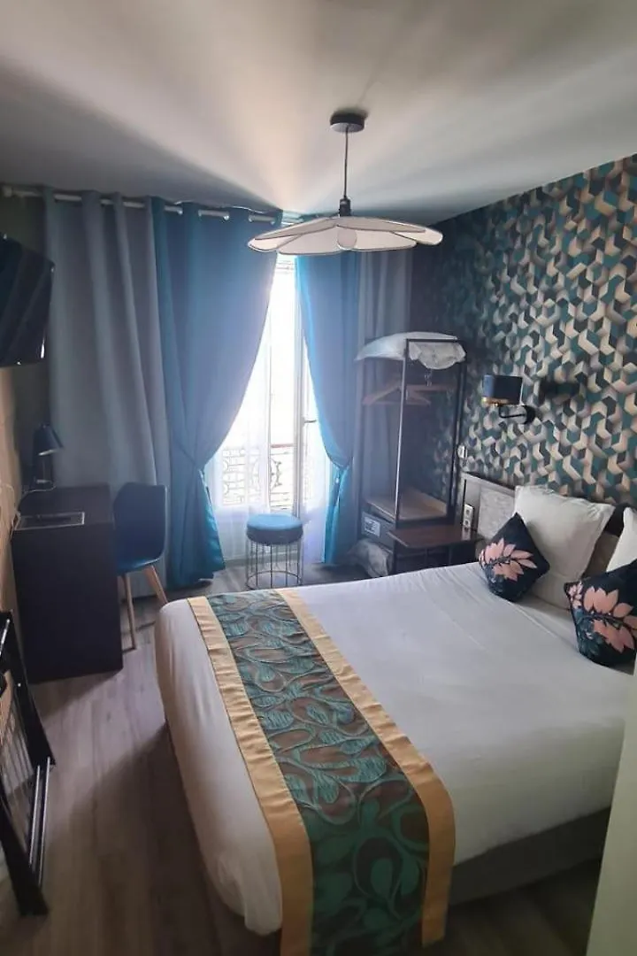 Hotel De Belfort Paris 3*,  France