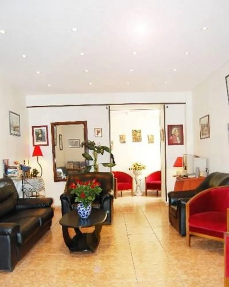 Hotel De Belfort Paris